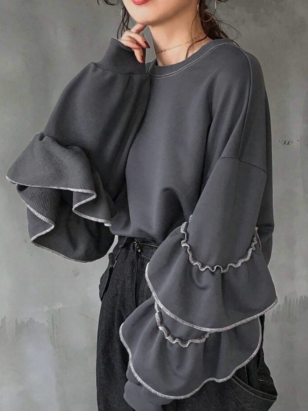 Women's Gray Ruffle Sleeve Sweatshirt - Elegant Layered Sleeves